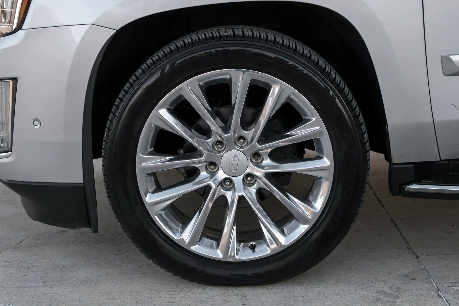 Used 2020 Cadillac Escalade ESV Luxury image 52