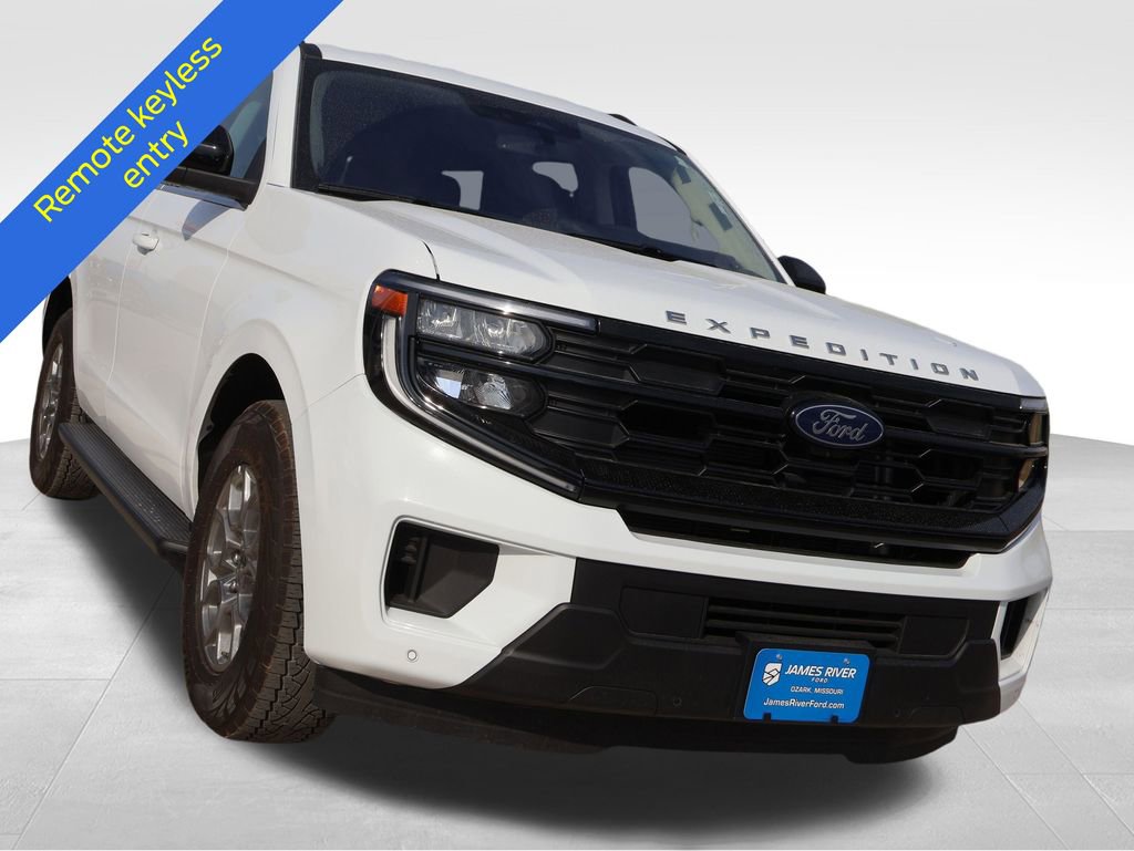 Certified 2025 Ford Expedition Active image 7