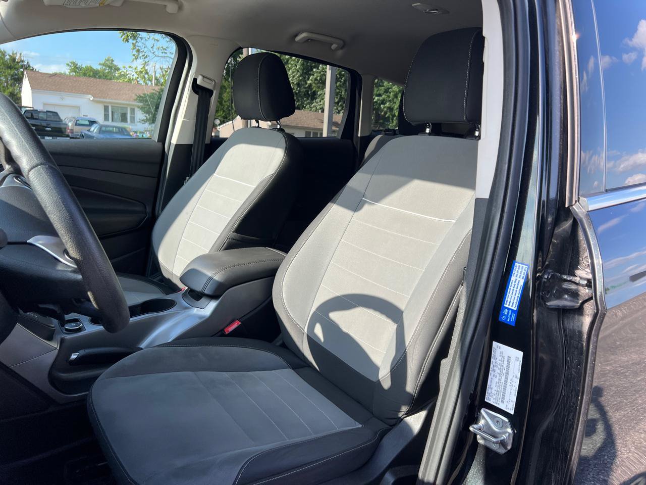 Used 2014 Ford Escape SE w/ Equipment Group 201A FWD image 19