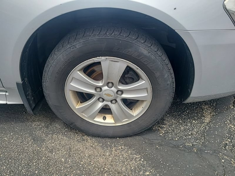 Used 2012 Chevrolet Impala LS FWD image 7