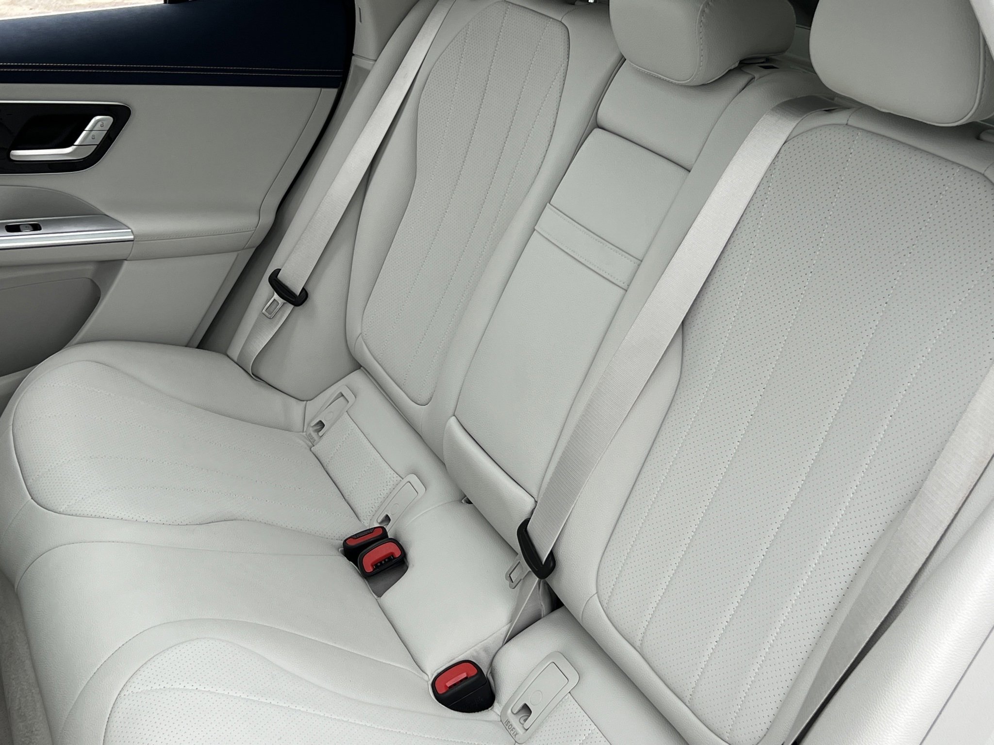 Used 2024 Mercedes-Benz EQE 350+ 4MATIC SUV w/ AMG Line Exterior Package image 19