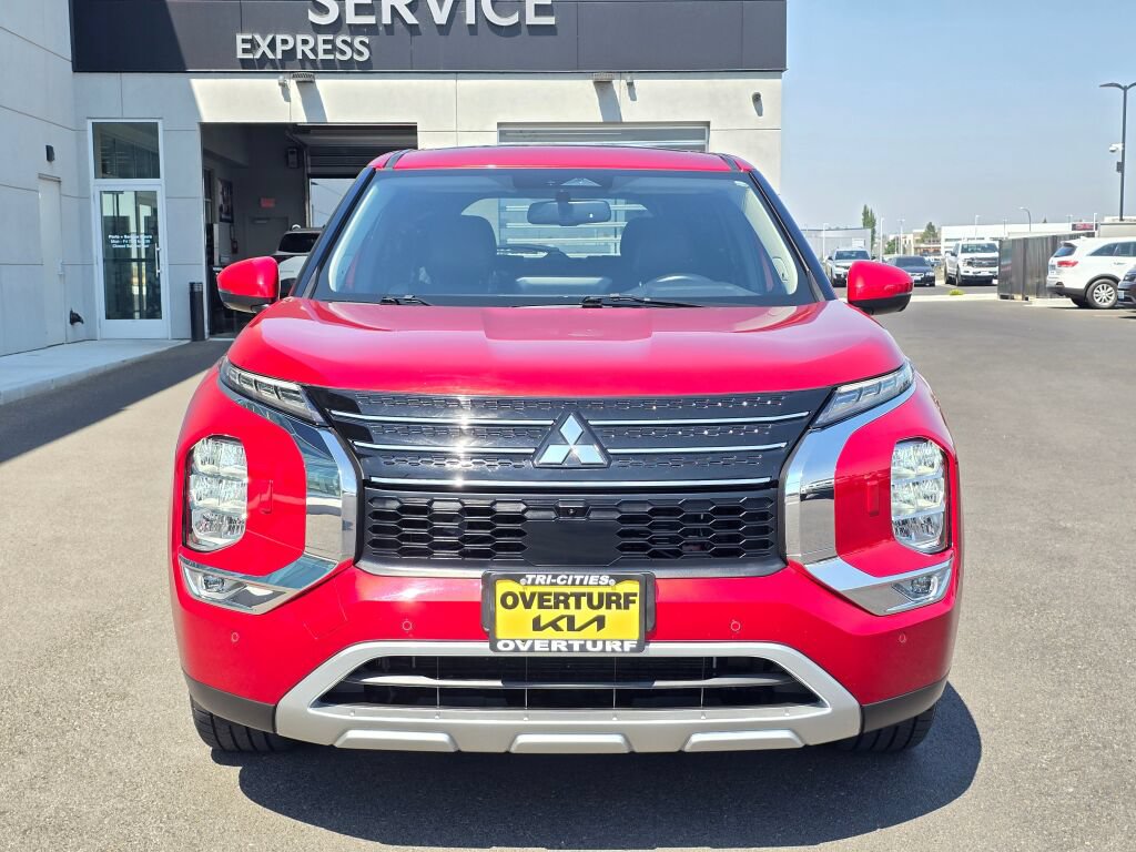 Used 2023 Mitsubishi Outlander 4WD Plug-In Hybrid image 9