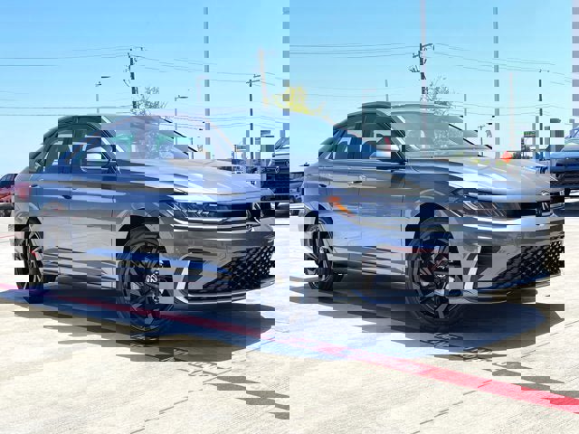 New 2025 Volkswagen Jetta SE image 6