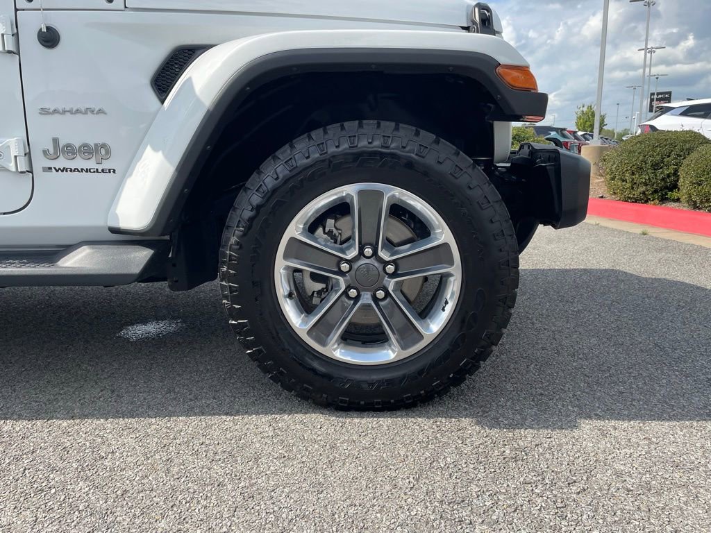 Used 2023 Jeep Wrangler Sahara w/ Cold Weather Group image 31
