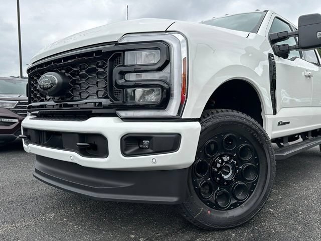 New 2026 Ford F250 Lariat w/ Black Appearance Package AWD/4WD image 37