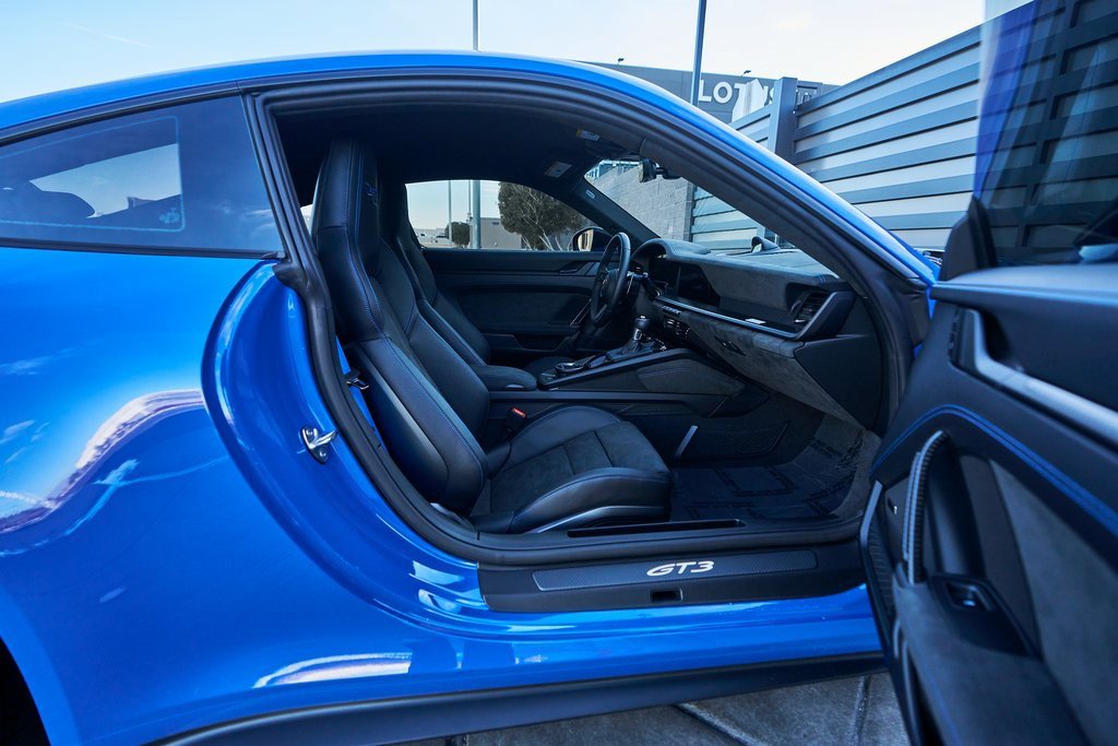 Used 2026 Porsche 911 GT3 w/ Weissach Package image 30