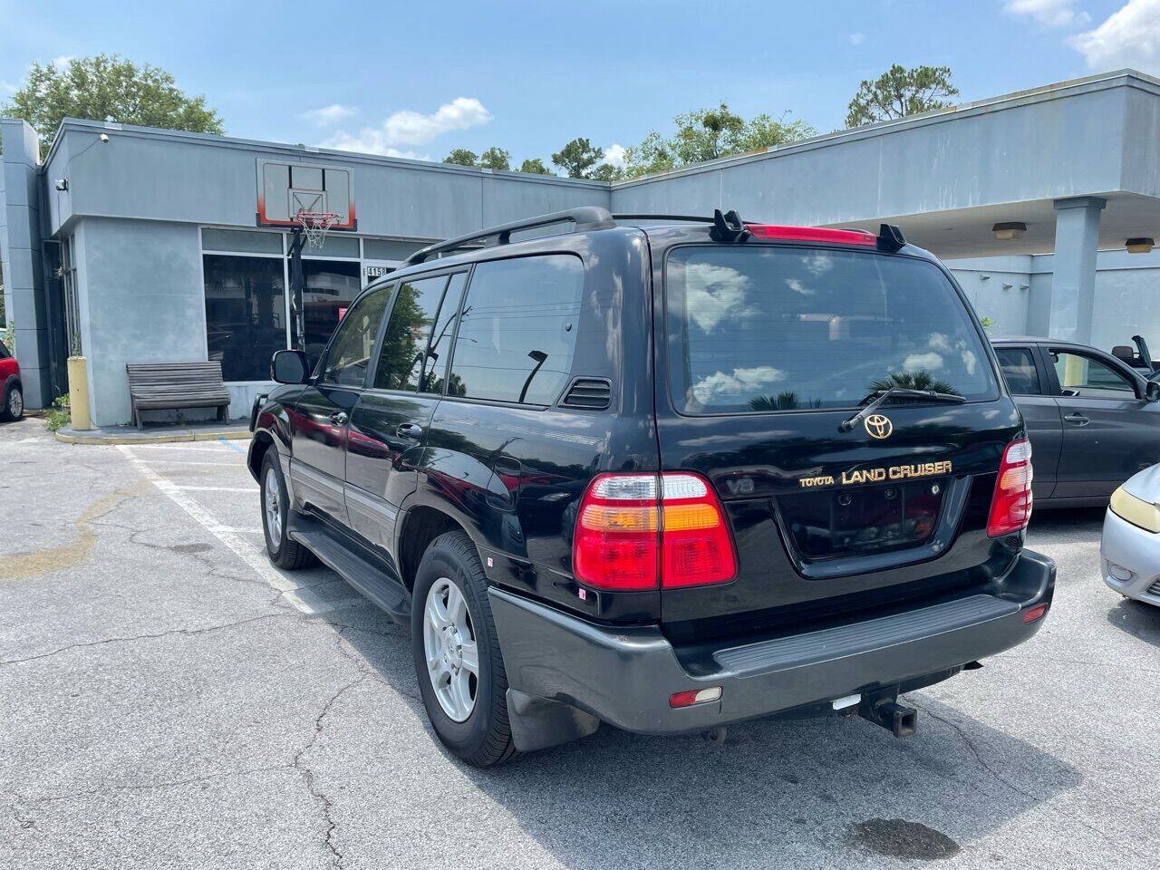 Used 1998 Toyota Land Cruiser w/ Leather Trim Pkg AWD/4WD image 7