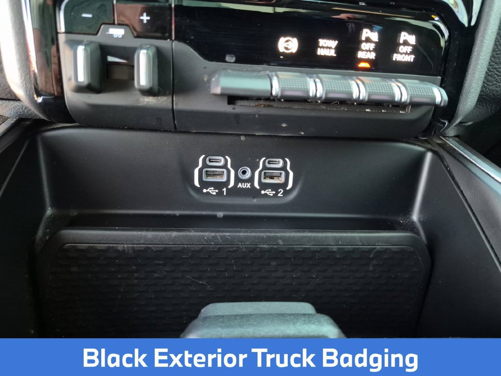 Used 2023 RAM 3500 Big Horn w/ Night Edition AWD/4WD image 38