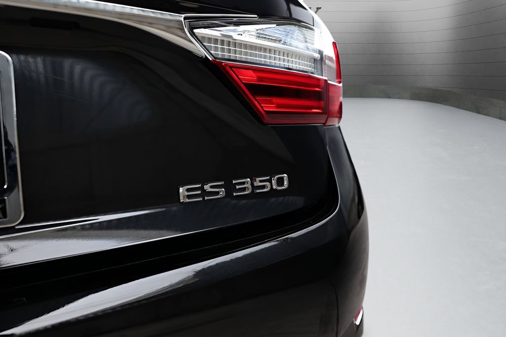 Used 2016 Lexus ES 350 image 16