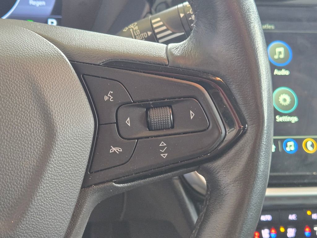 Used 2023 Chevrolet Bolt EUV Premier image 15
