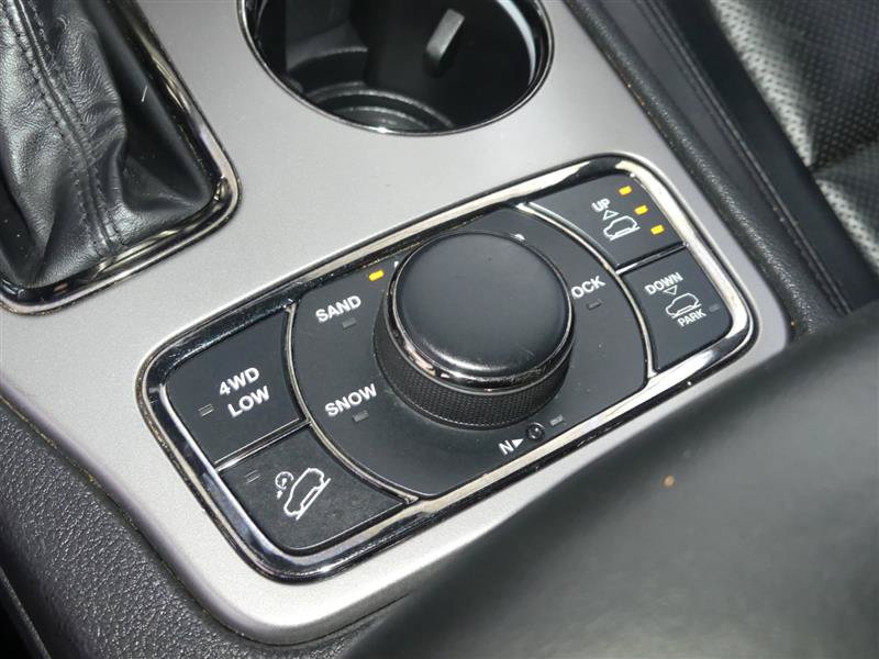 Used 2020 Jeep Grand Cherokee High Altitude AWD/4WD image 37