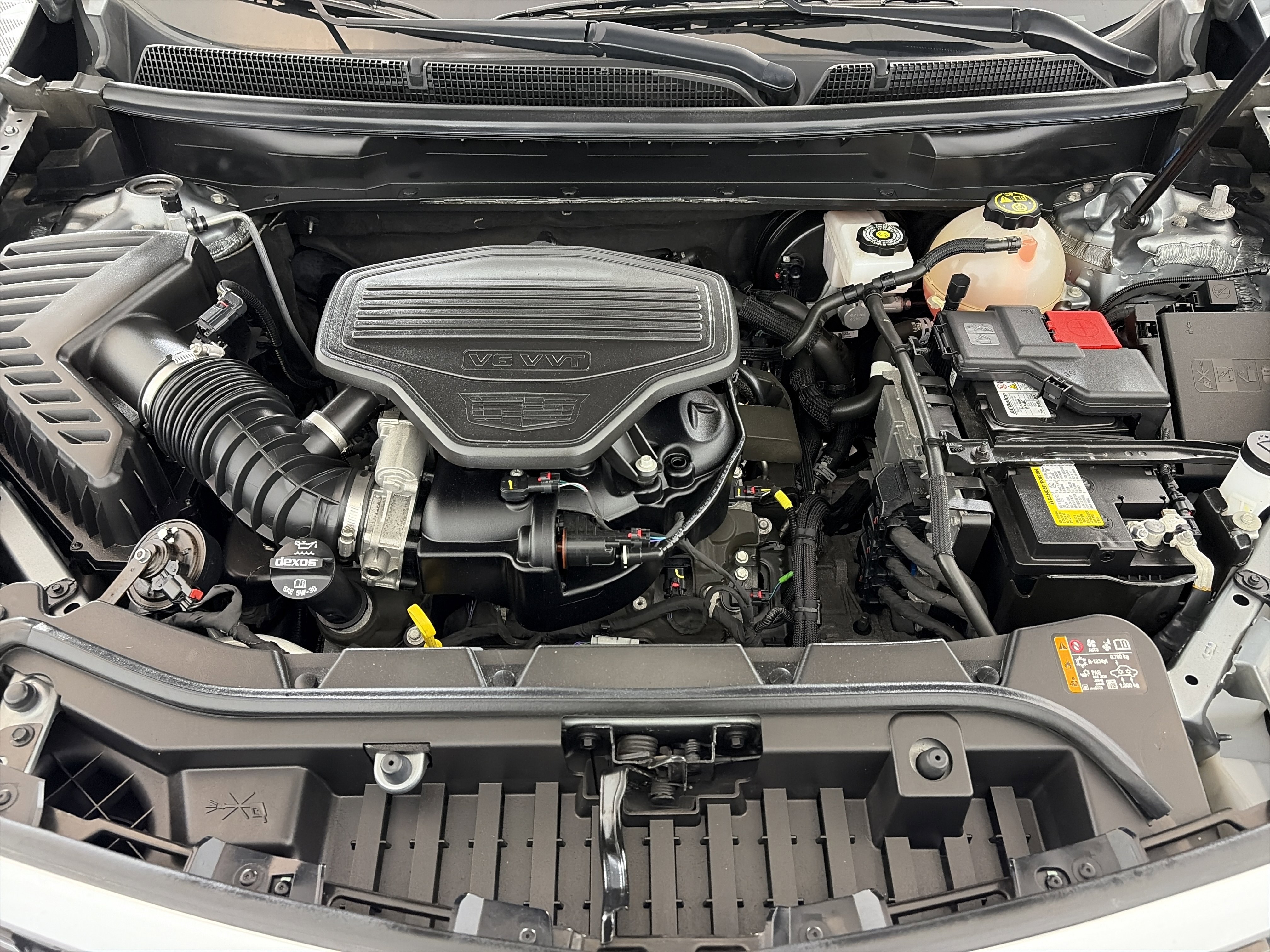 Used 2023 Cadillac XT5 Premium Luxury w/ Technology Package image 11