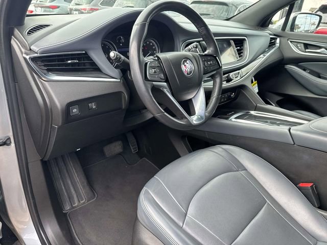 Used 2023 Buick Enclave Essence image 24