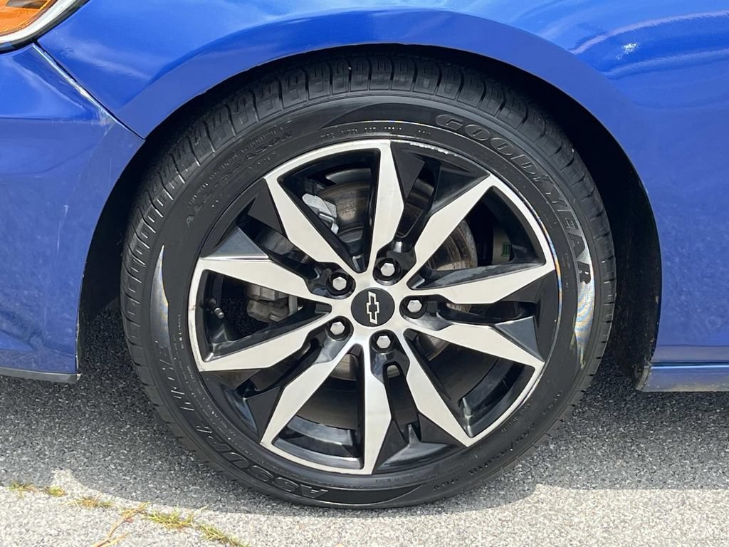 Used 2023 Chevrolet Malibu RS FWD image 12