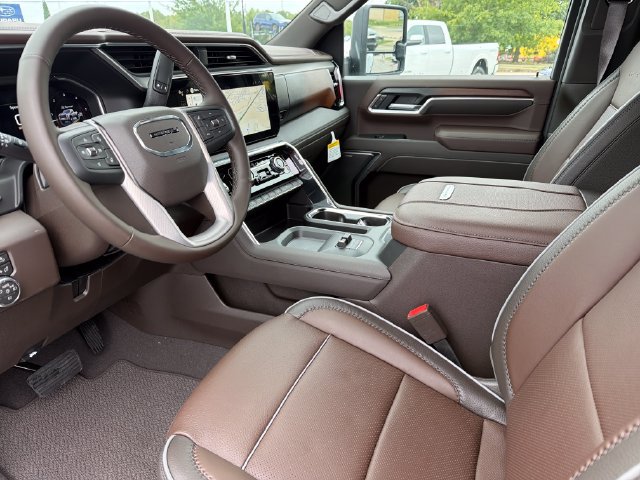 New 2026 GMC Sierra 3500 Denali w/ Denali Reserve Package AWD/4WD image 18