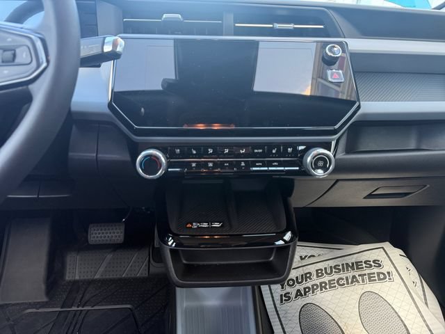 Used 2027 Chevrolet Bolt RS w/ Technology Package FWD image 20