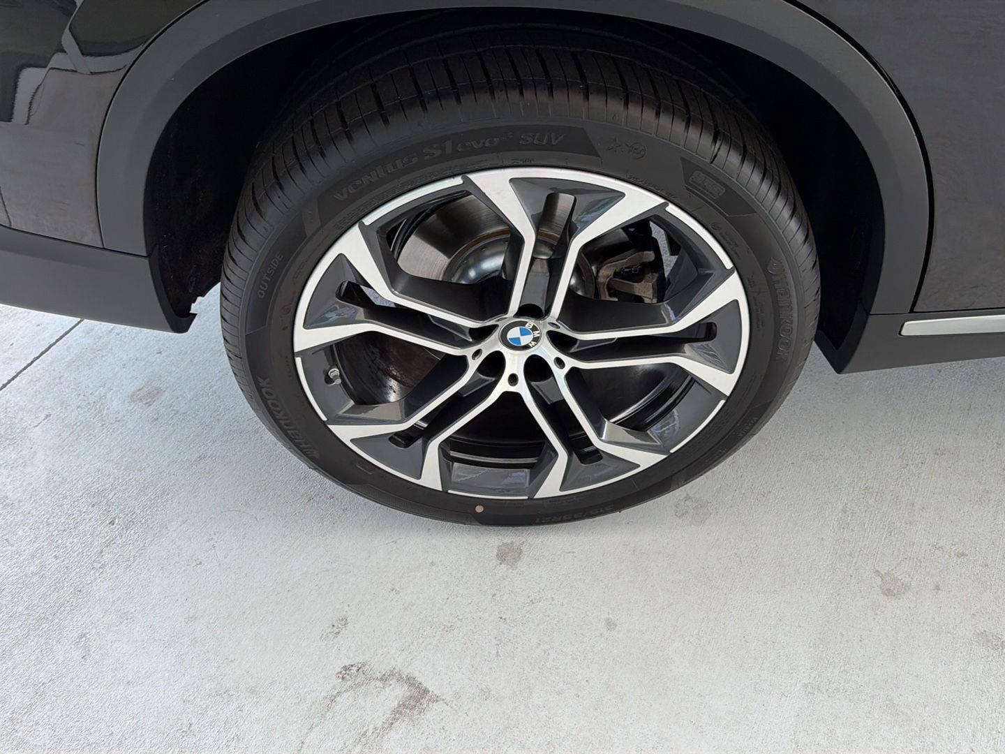 Certified 2024 BMW X5 sDrive40i w/ Premium Package RWD image 38