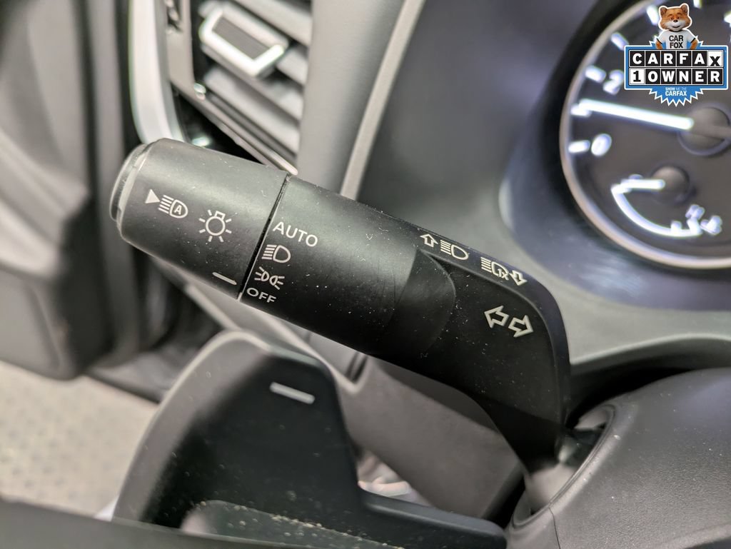 Used 2023 Nissan Rogue SL AWD/4WD image 18