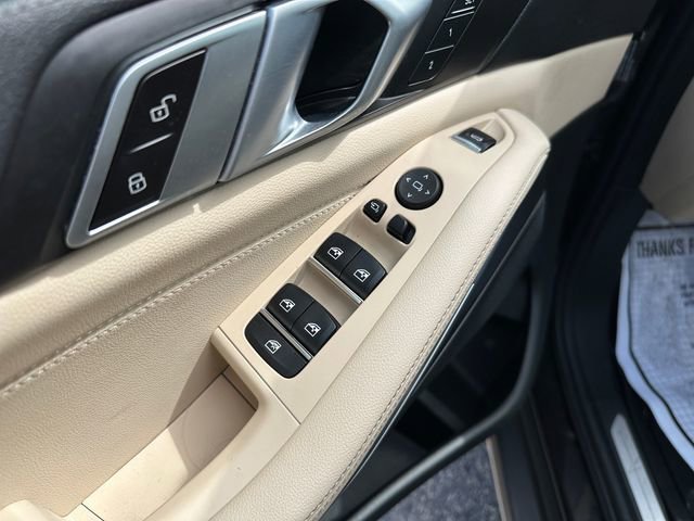 Used 2022 BMW X5 xDrive40i w/ Premium Package AWD/4WD image 19