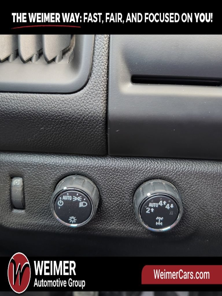 Used 2017 Chevrolet Colorado LT AWD/4WD image 19
