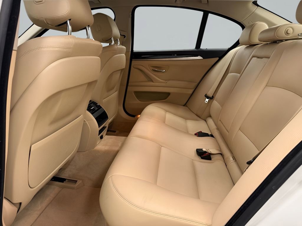 Used 2015 BMW 535i Sedan RWD image 13
