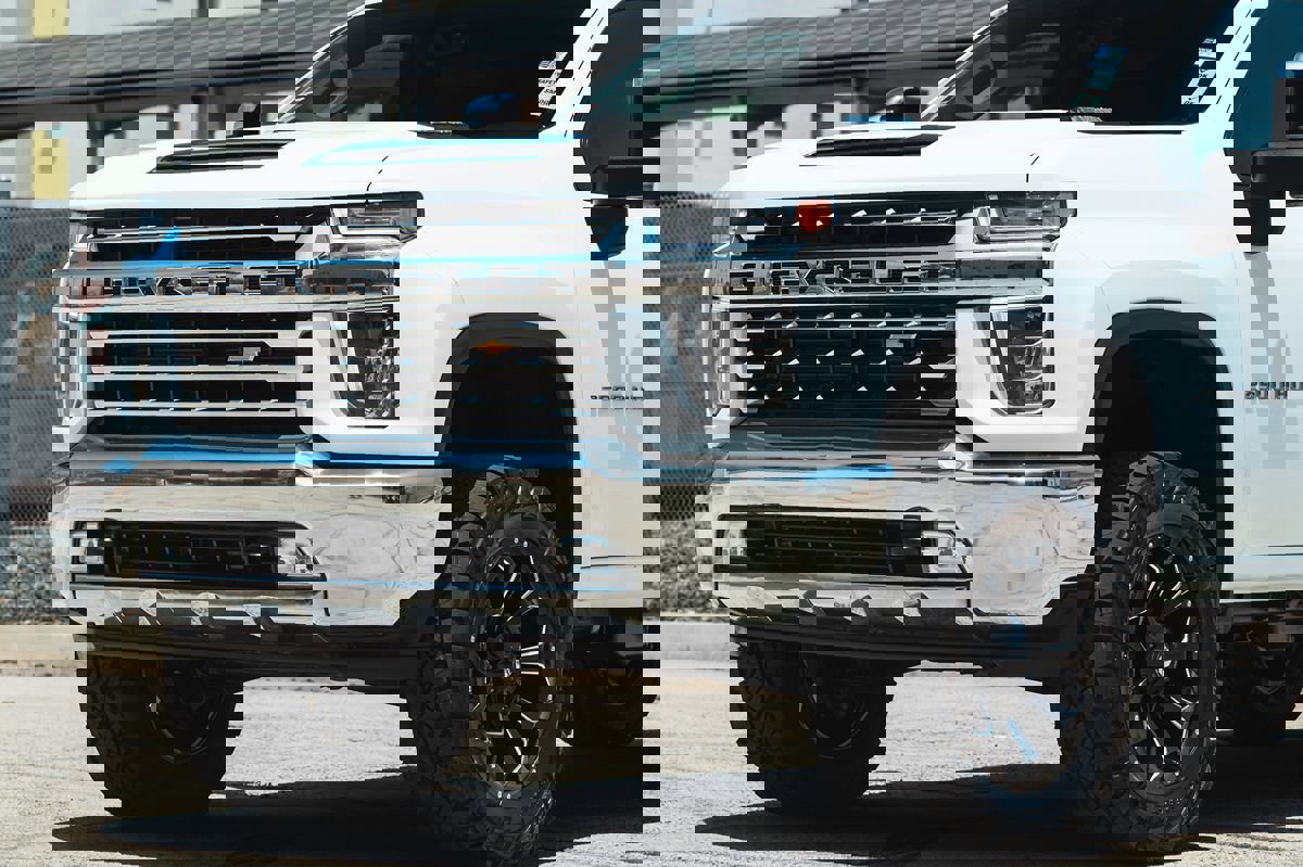 Used 2023 Chevrolet Silverado 2500 LTZ image 10