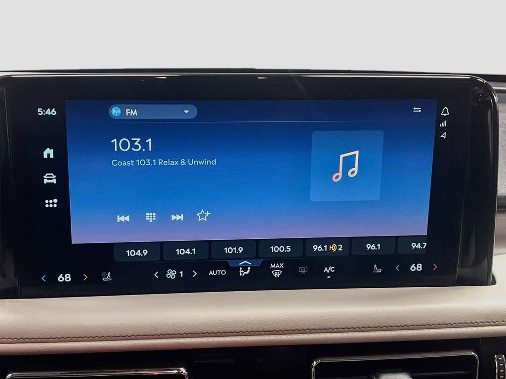 Used 2025 Lincoln Aviator Reserve w/ Equipment Group 201A AWD/4WD image 15