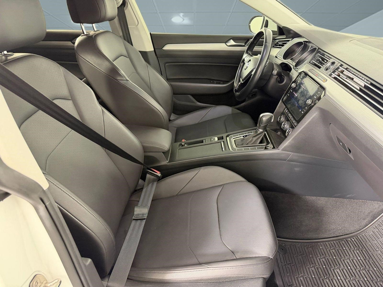 Used 2019 Volkswagen Arteon SE FWD image 21