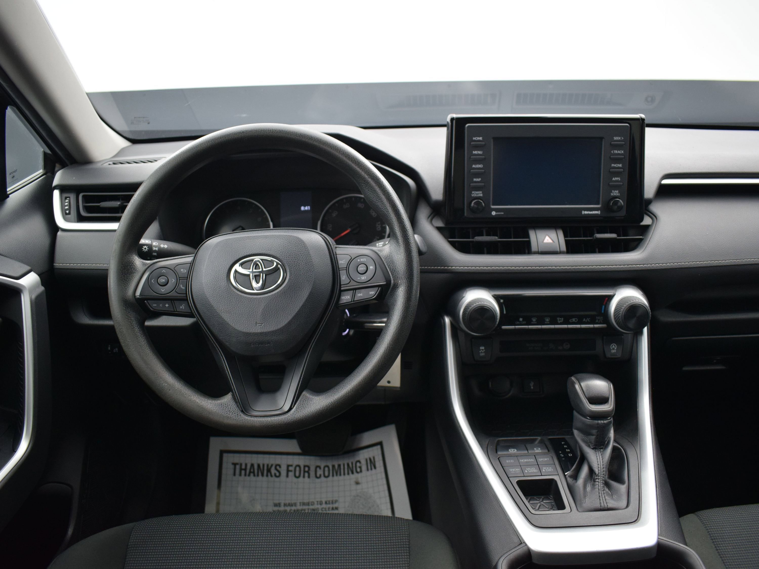 Used 2022 Toyota RAV4 LE image 14