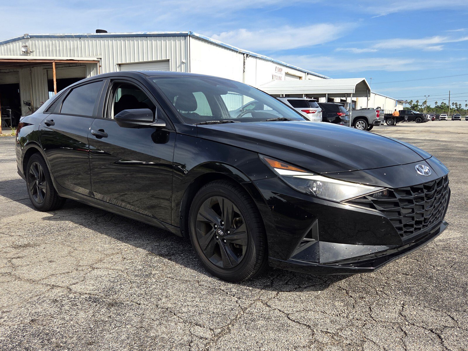 Used 2021 Hyundai Elantra SEL FWD image 7