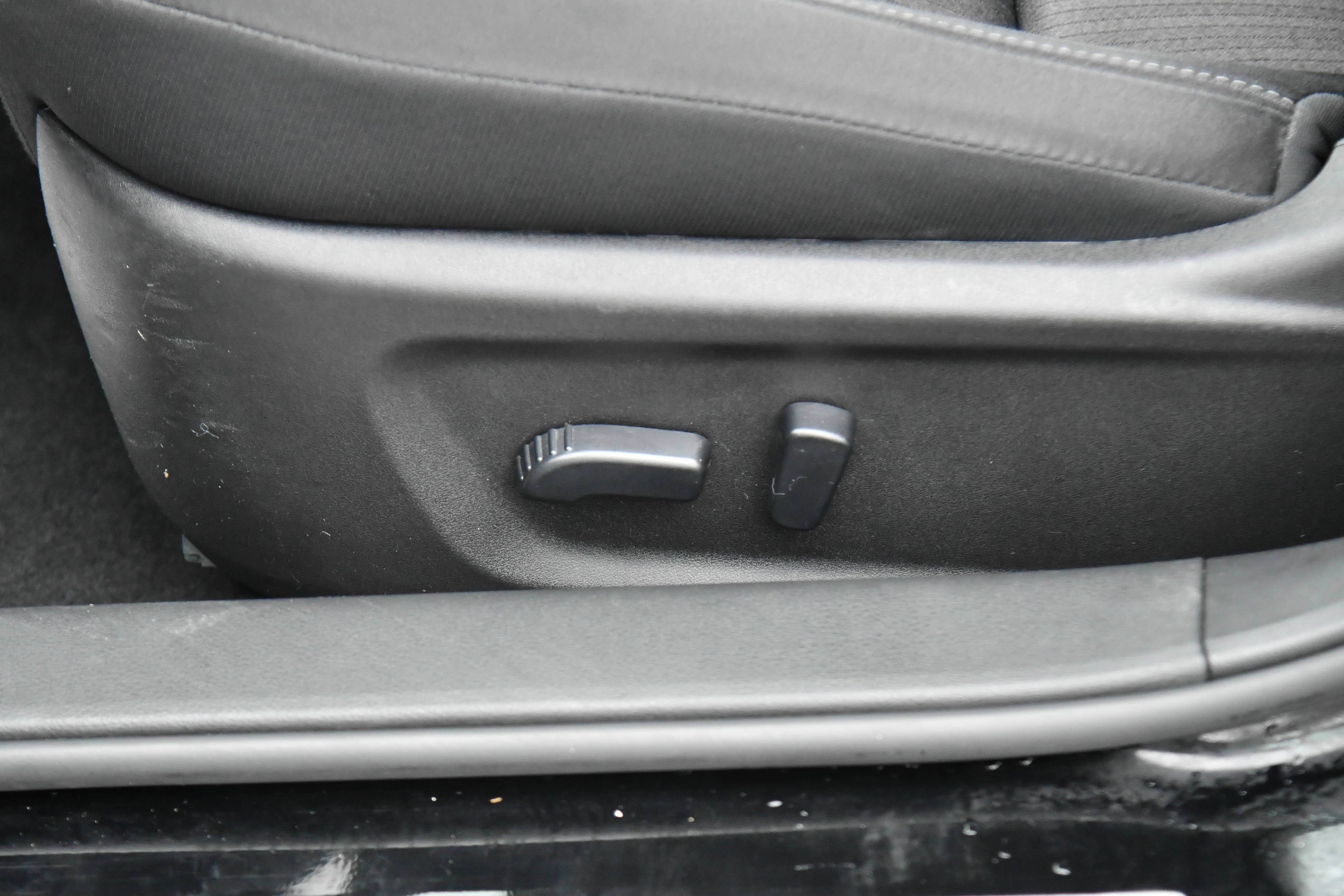 Used 2024 Nissan Altima 2.5 SV image 16