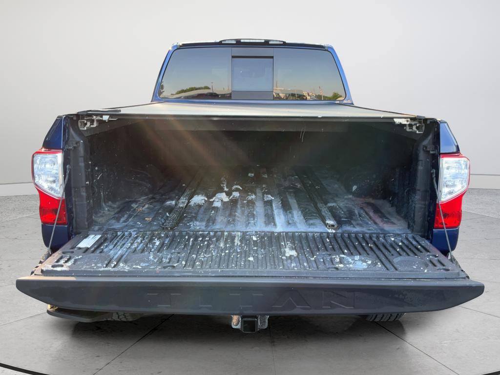 Used 2021 Nissan Titan SV w/ SV Convenience Package AWD/4WD image 19