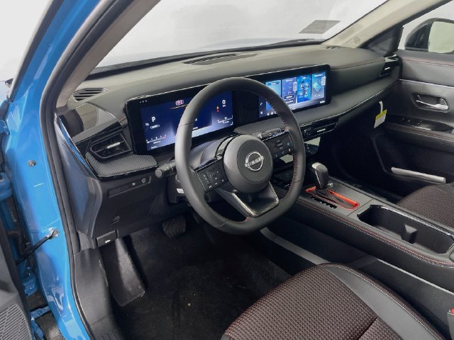 New 2027 Nissan Kicks SR FWD image 7