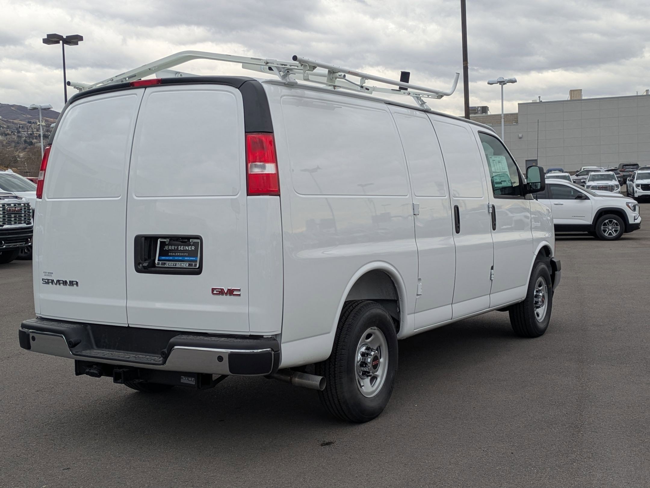 New 2025 GMC Savana 2500 w/ Safety Package RWD image 6