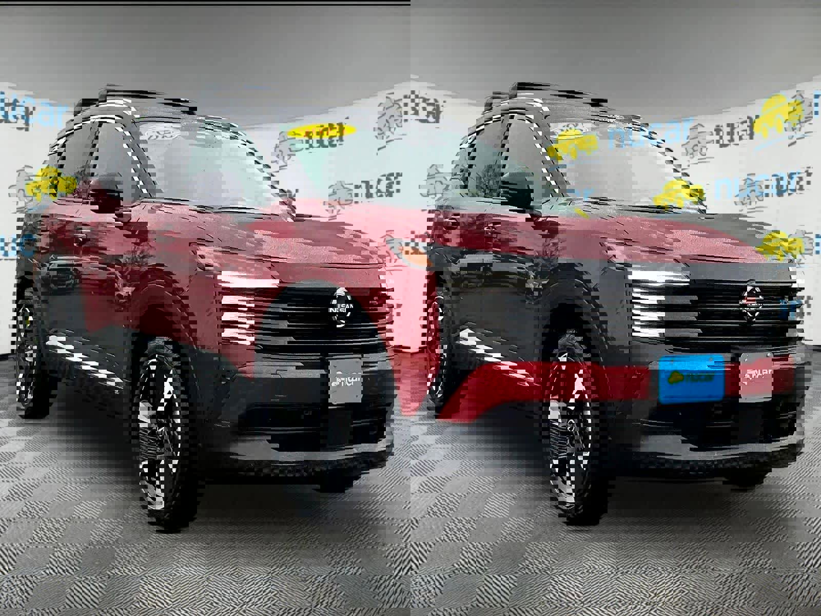 Used 2025 Nissan Kicks SR w/ SR Premium Package image 1