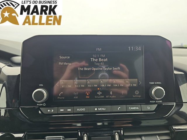 Used 2025 Nissan Pathfinder SV AWD/4WD image 13