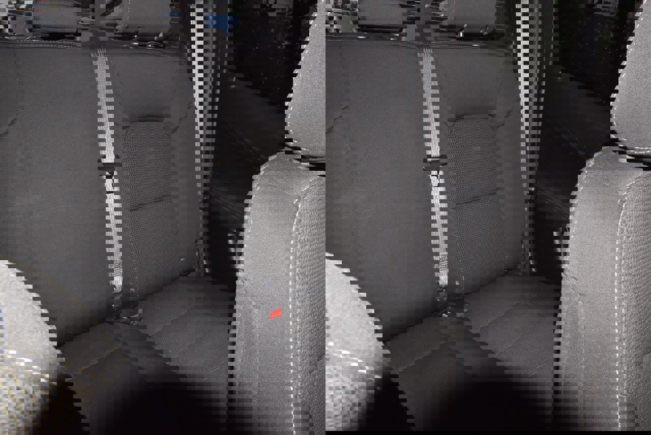 Used 2024 GMC Canyon Elevation w/ Convenience Package image 21