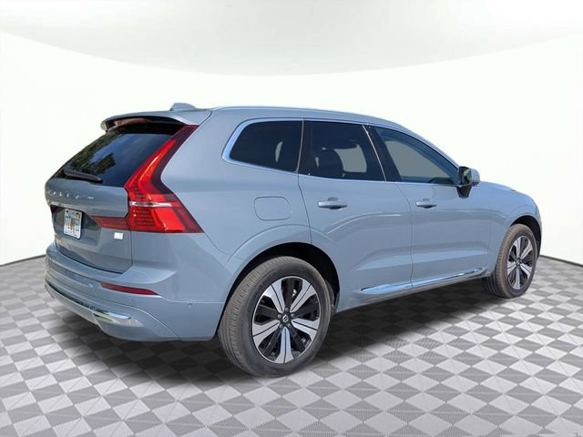 Used 2023 Volvo XC60 T8 Plus AWD/4WD image 3