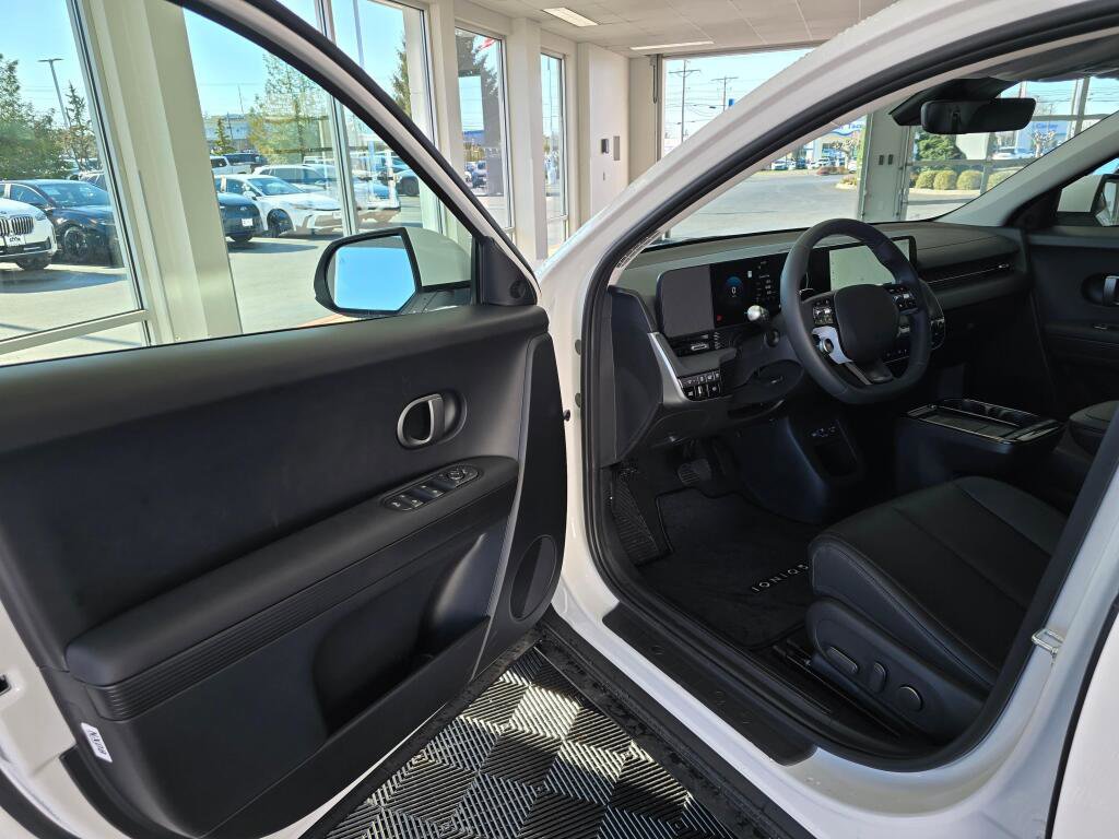 New 2026 Hyundai Ioniq 5 SEL image 33