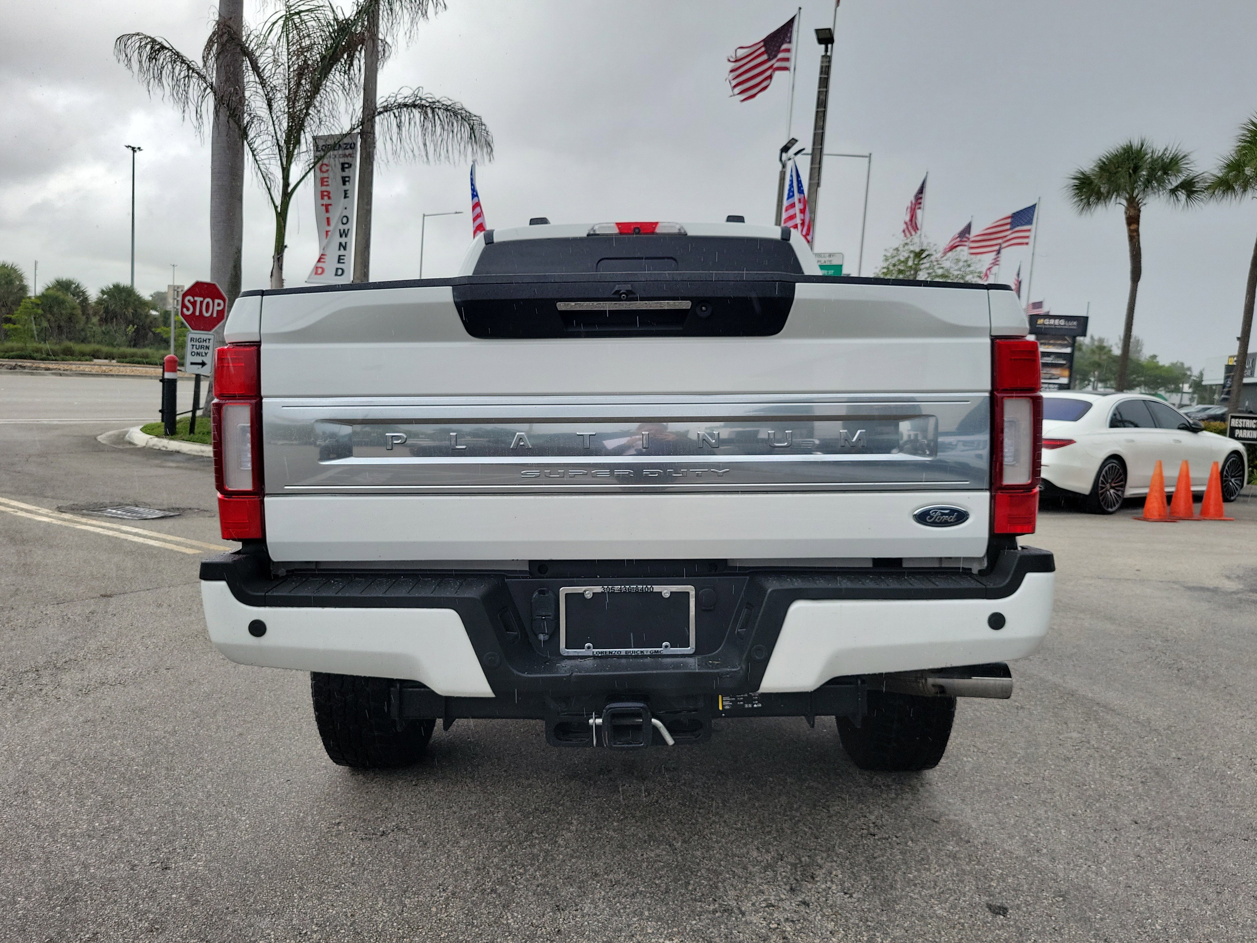 Used 2022 Ford F350 Platinum image 6
