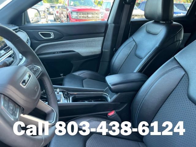 Used 2024 Jeep Compass Latitude AWD/4WD image 9