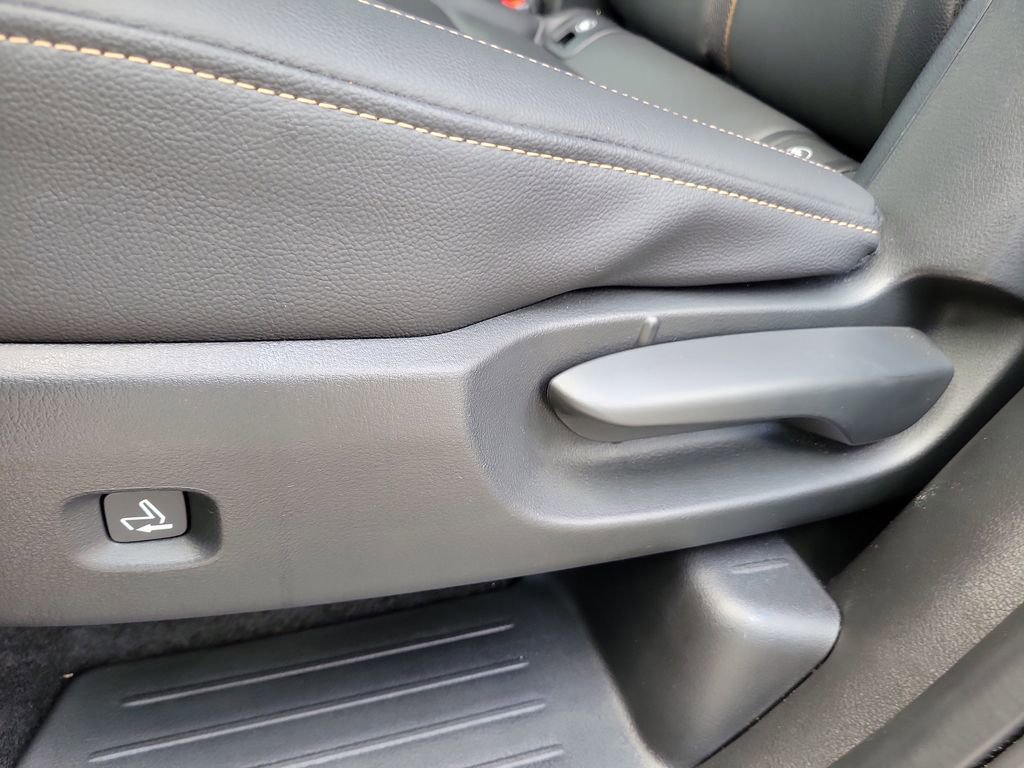 Certified 2025 MAZDA CX-90 3.3 Turbo w/ Select Package image 15