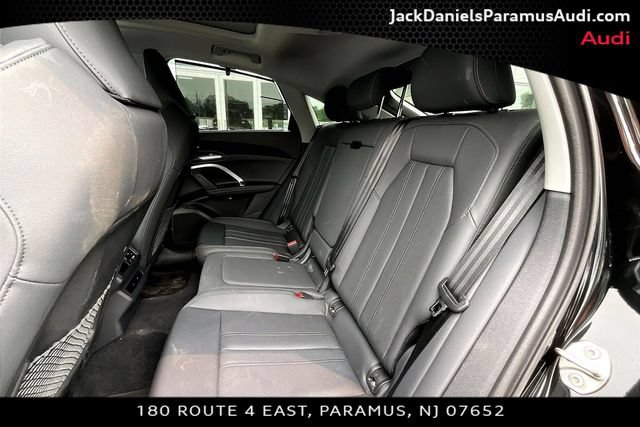 Used 2025 Audi Q5 Premium Plus w/ Premium Plus AWD/4WD image 18