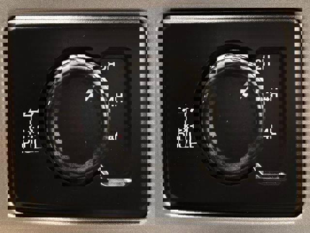 Used 2020 Ford F350 Lariat w/ Lariat Ultimate Package image 23