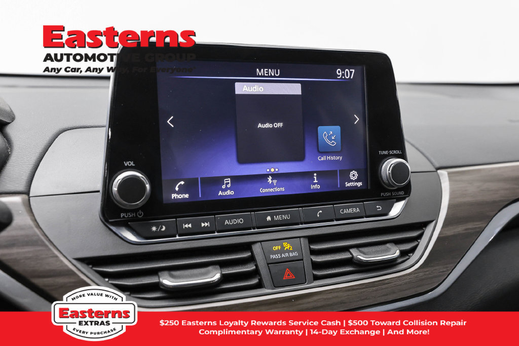 Used 2024 Nissan Altima 2.5 SV FWD image 20
