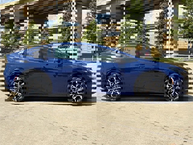 New 2026 Toyota Prius Plug-In Hybrid image 2