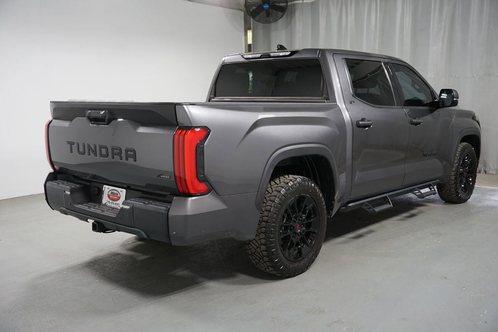 Used 2022 Toyota Tundra SR5 w/ Convenience Package image 8