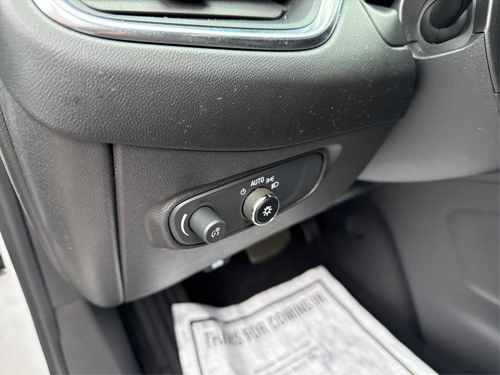 Used 2022 Chevrolet Equinox LT AWD/4WD image 38