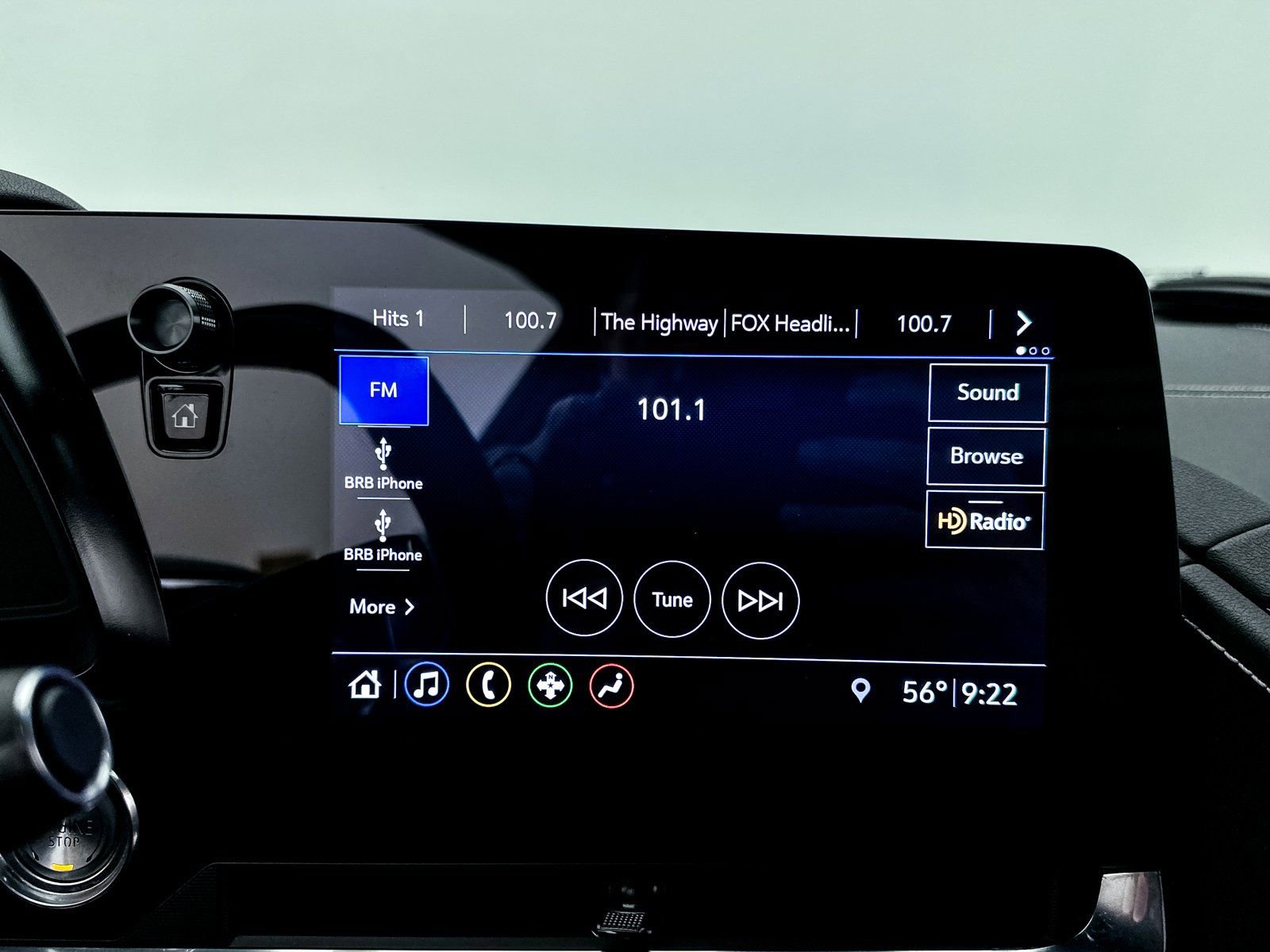 Used 2020 Chevrolet Corvette Stingray Coupe w/ 1LT image 21