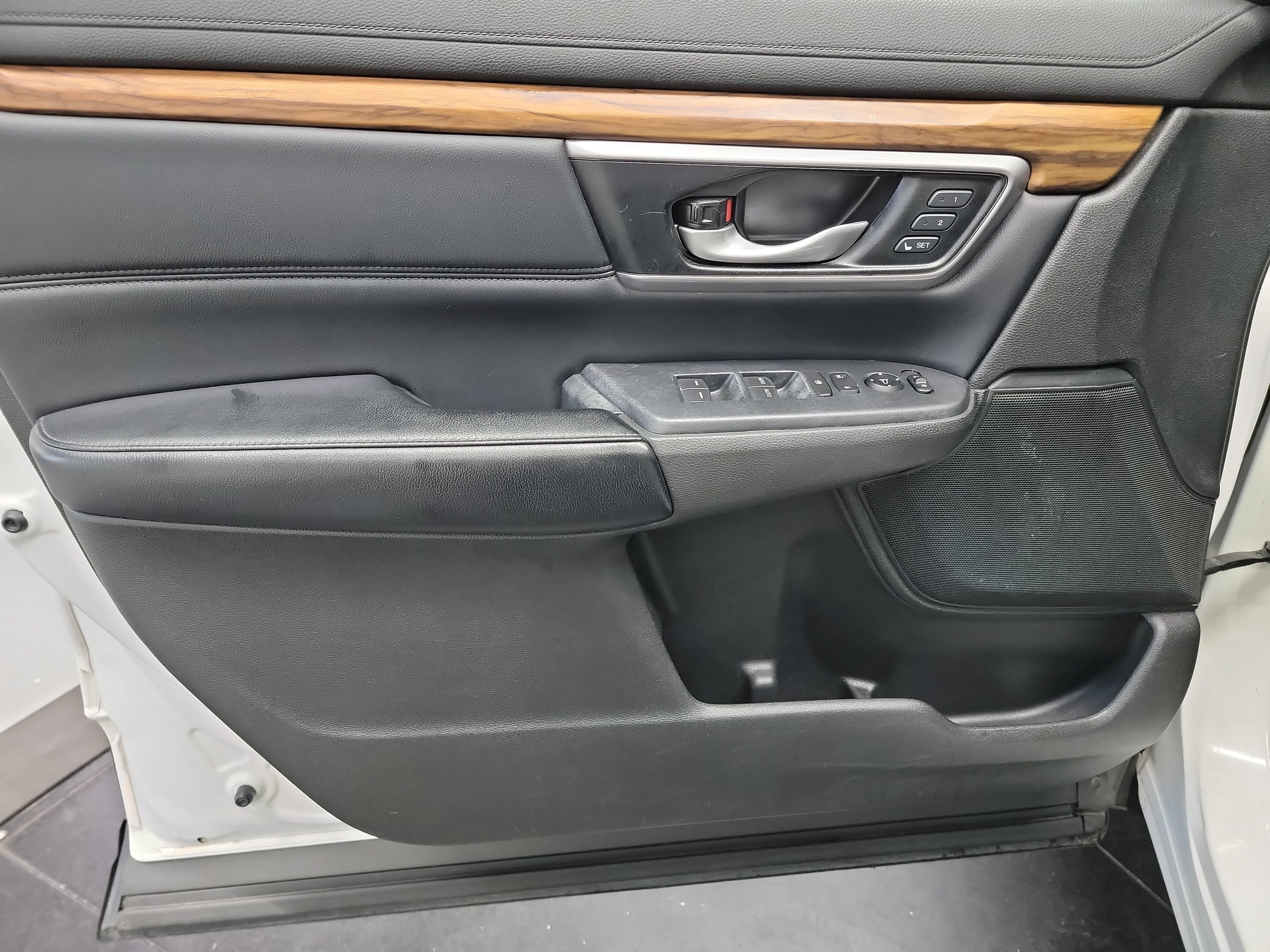 Used 2018 Honda CR-V EX-L image 13